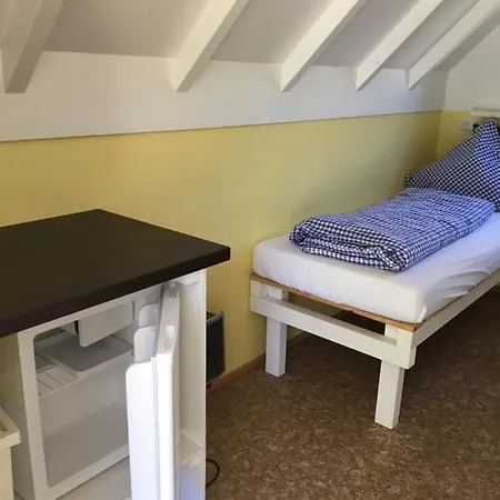 Campingplatz Aichelberg Kamp alanı Aichelberg (Goppingen)