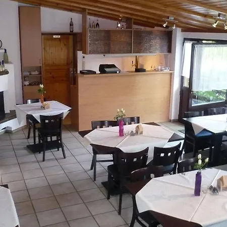 Campingplatz Aichelberg Kamp alanı