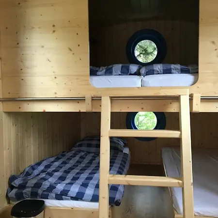 Campingplatz Aichelberg Kamp alanı